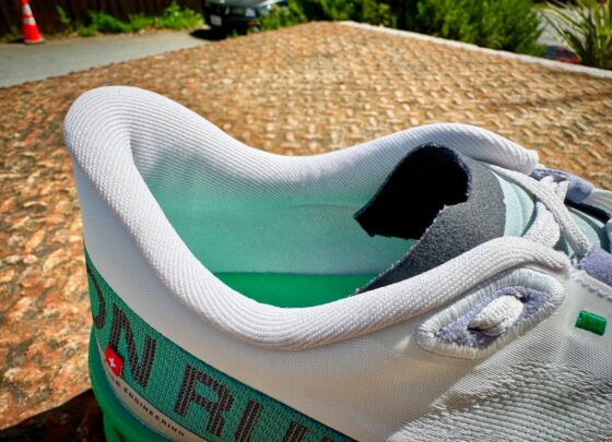 Picture of On Cloudmonster Hyper